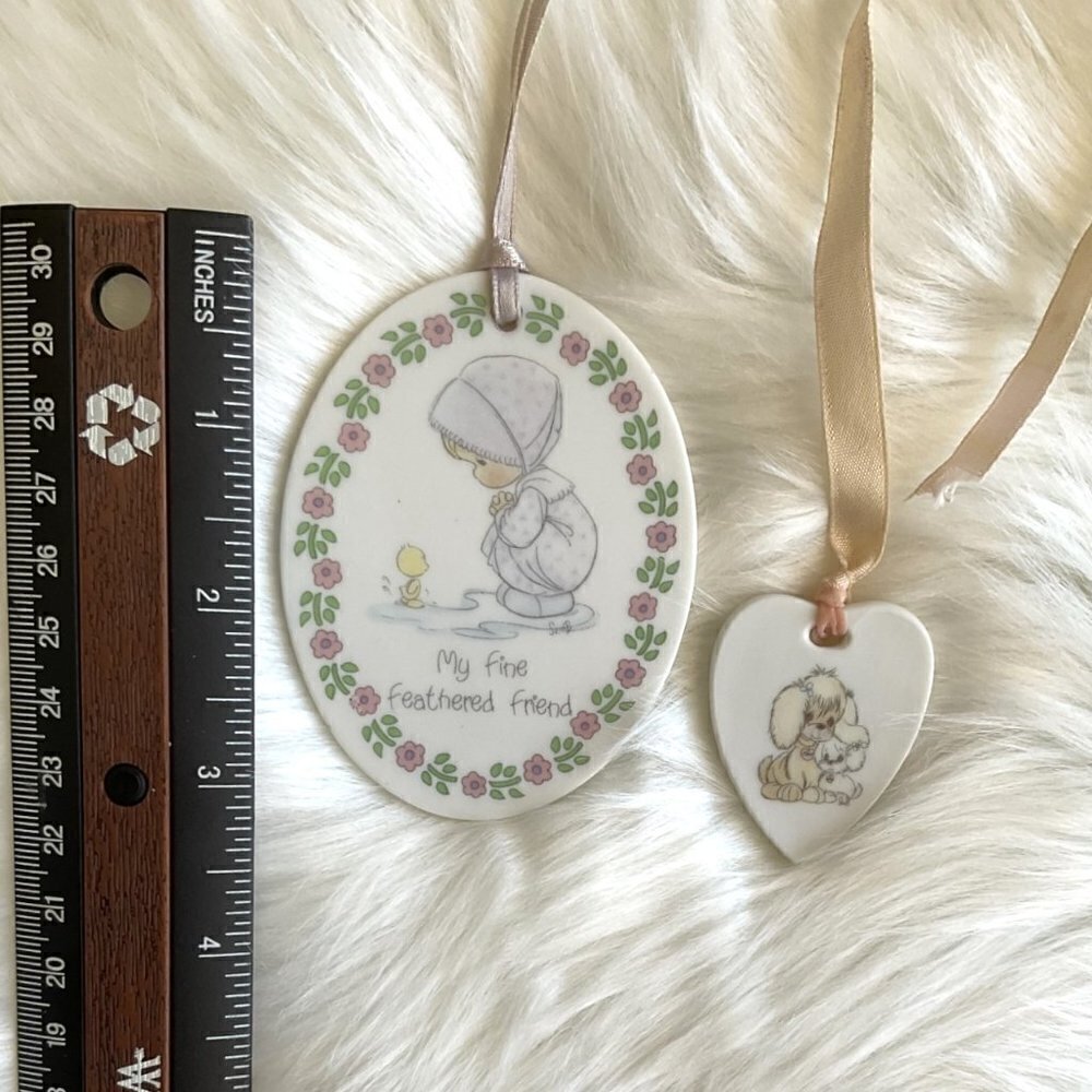 VINTAGE PRECIOUS MOMENTS PORCELAIN ORNAMENT BUNDLE RARE FIND - Picture 7 of 8